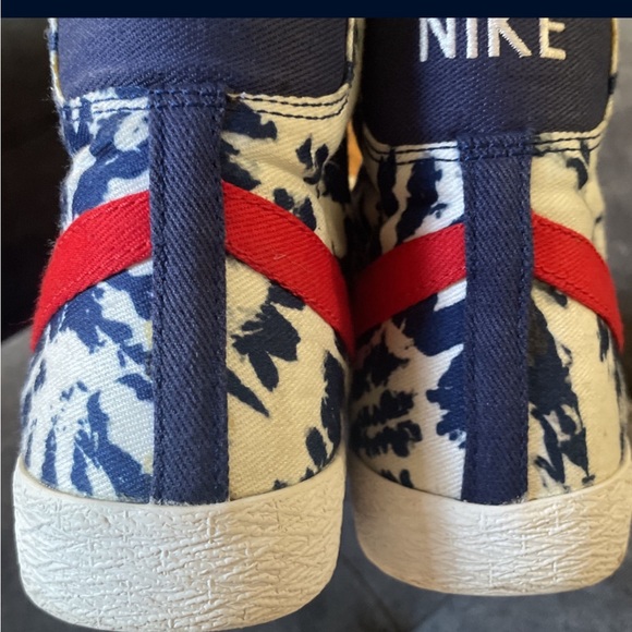 Nike blazers shoe - Picture 3 of 4